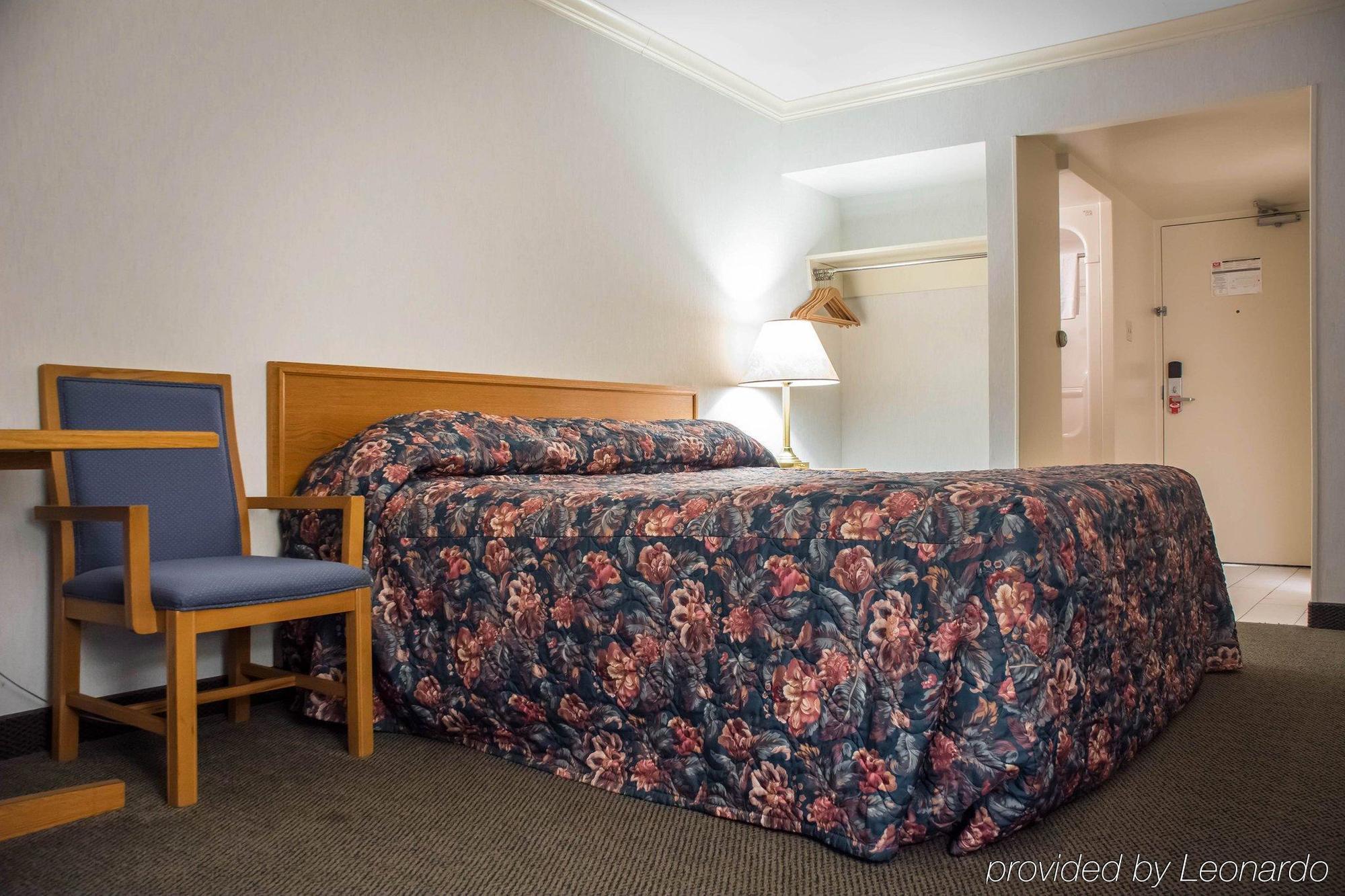 Econo Lodge By The Falls Niagara Falls Exterior photo